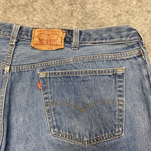 Levi's Strauss Signature Cropped Jeans Men Size 46x32 Blue Denim - Picture 10 of 11